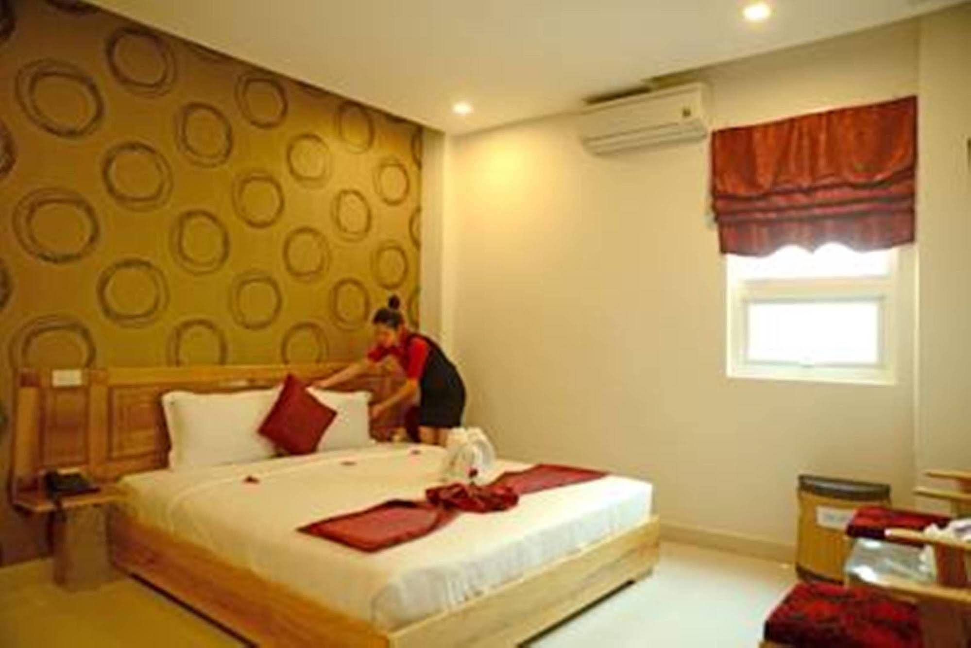 Red Diamond Hotel Da Nang Dış mekan fotoğraf