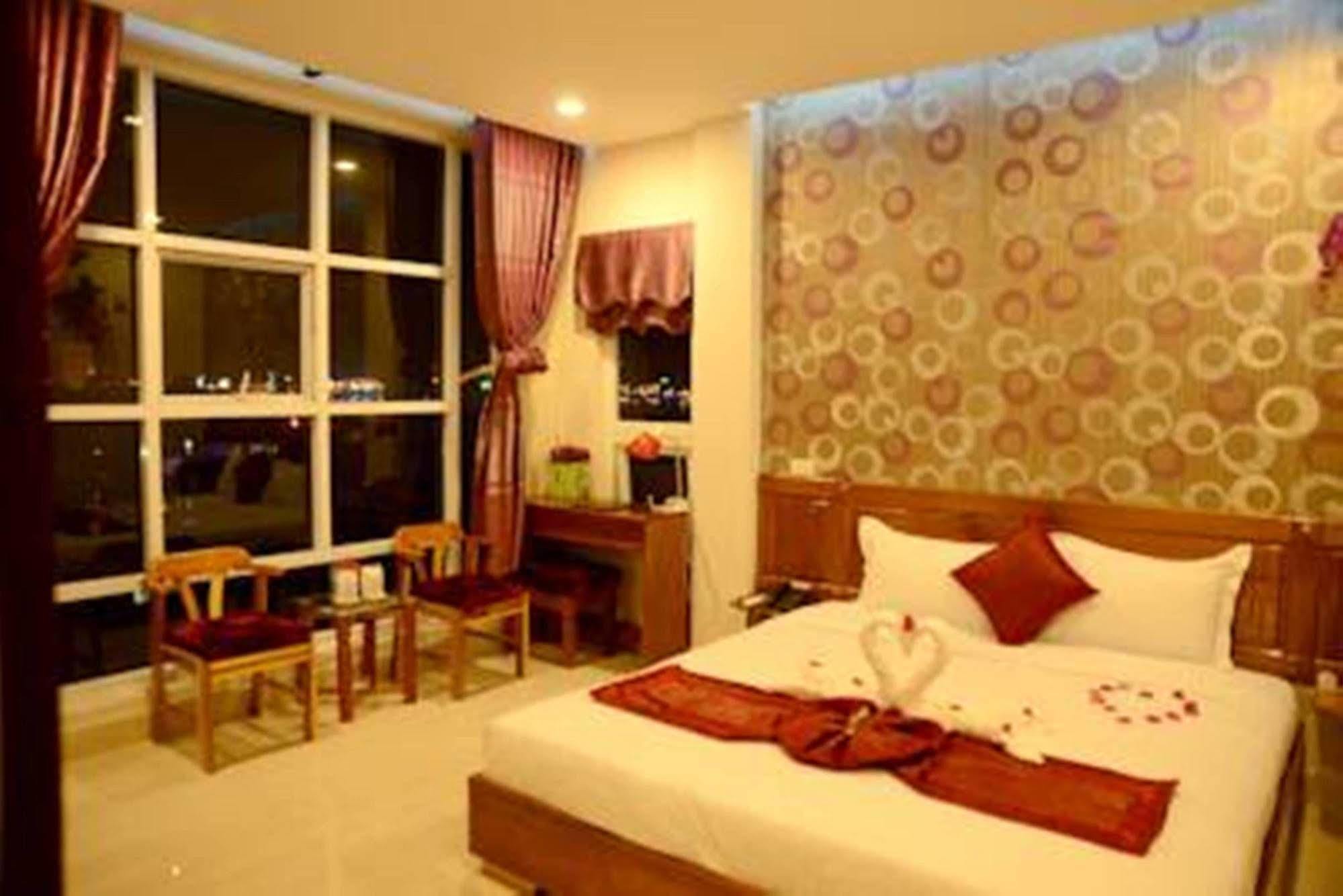 Red Diamond Hotel Da Nang Dış mekan fotoğraf
